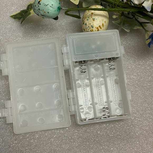 Pier 1 Easter glimmer string garland - Picture 11 of 11